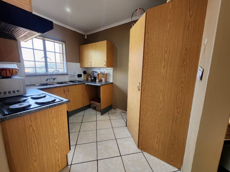 3 Bedroom Property for Sale in Azalea Park North West